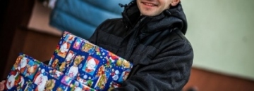Zdjęcie paczki świąteczne dla potrzebujących