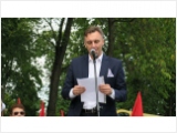 Burmistrz Wojciech Walulik wziął udział w Narodowym Czytaniu Przedwiośnia